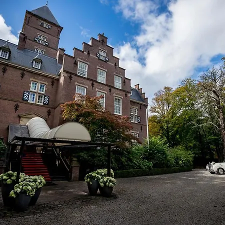 فندق Kasteel De Wittenburg 4*
