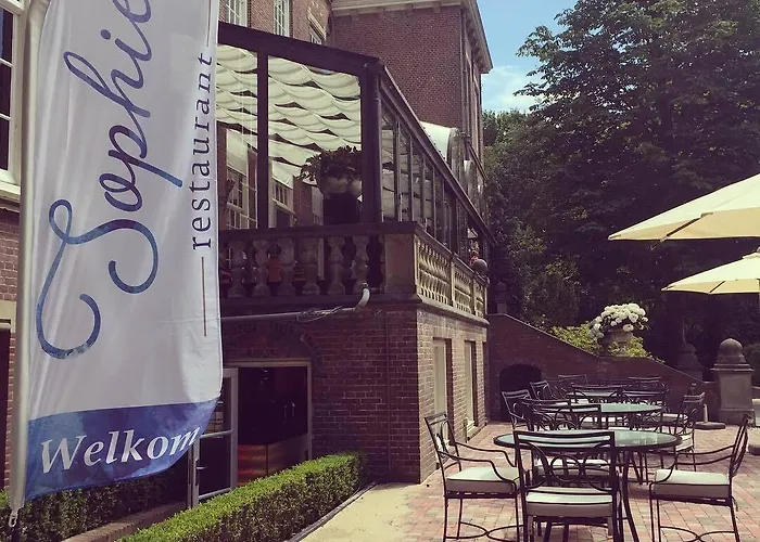 卡斯提尔威登堡德旅馆