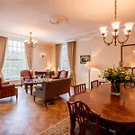 Hotel Kasteel De Wittenburg 4*