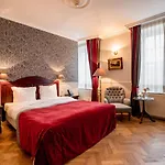 Kasteel De Wittenburg 4* Wassenaar