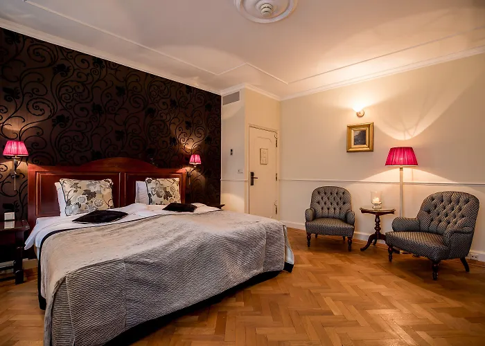 Kasteel De Wittenburg 4* Wassenaar